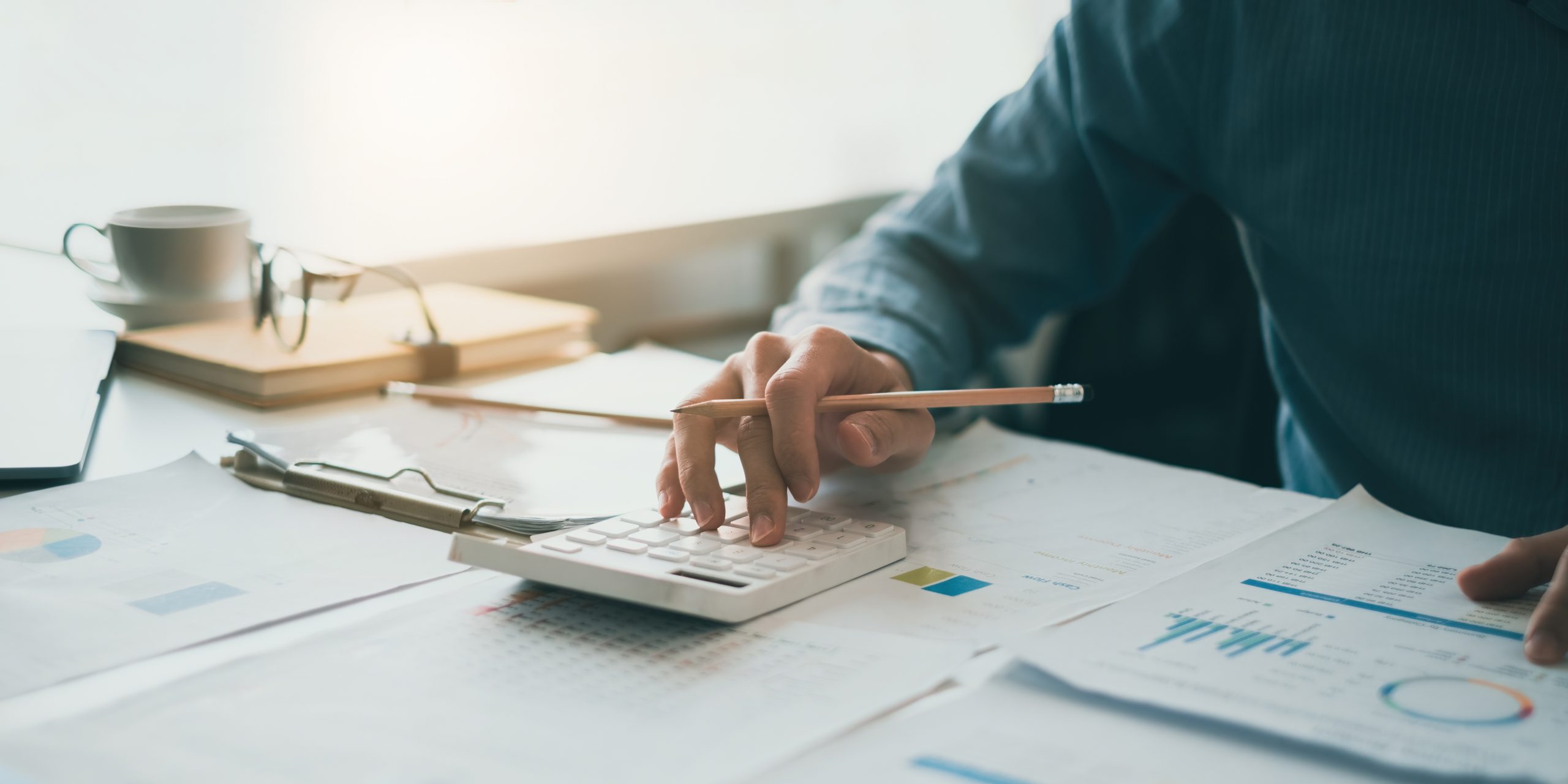 Tax, Accounting, Teamwork, Steuerberaterteam, Lisa Hoffmann, Fabian Hoffmann, Steuerberatung, Bewerbung, Steuerfachangestellte, Grevenbroich, Am Hammerwerk, Vertrauen, Taxation